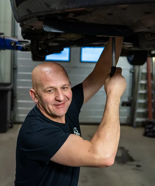 Tekniker Senab Pandur